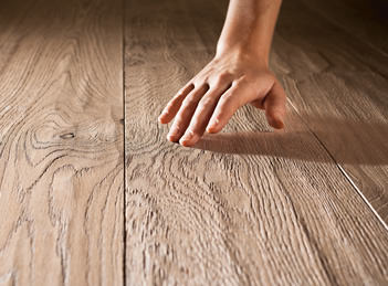 parkett, oberflächenveredelung, parkett veredeln, holzboden, boden